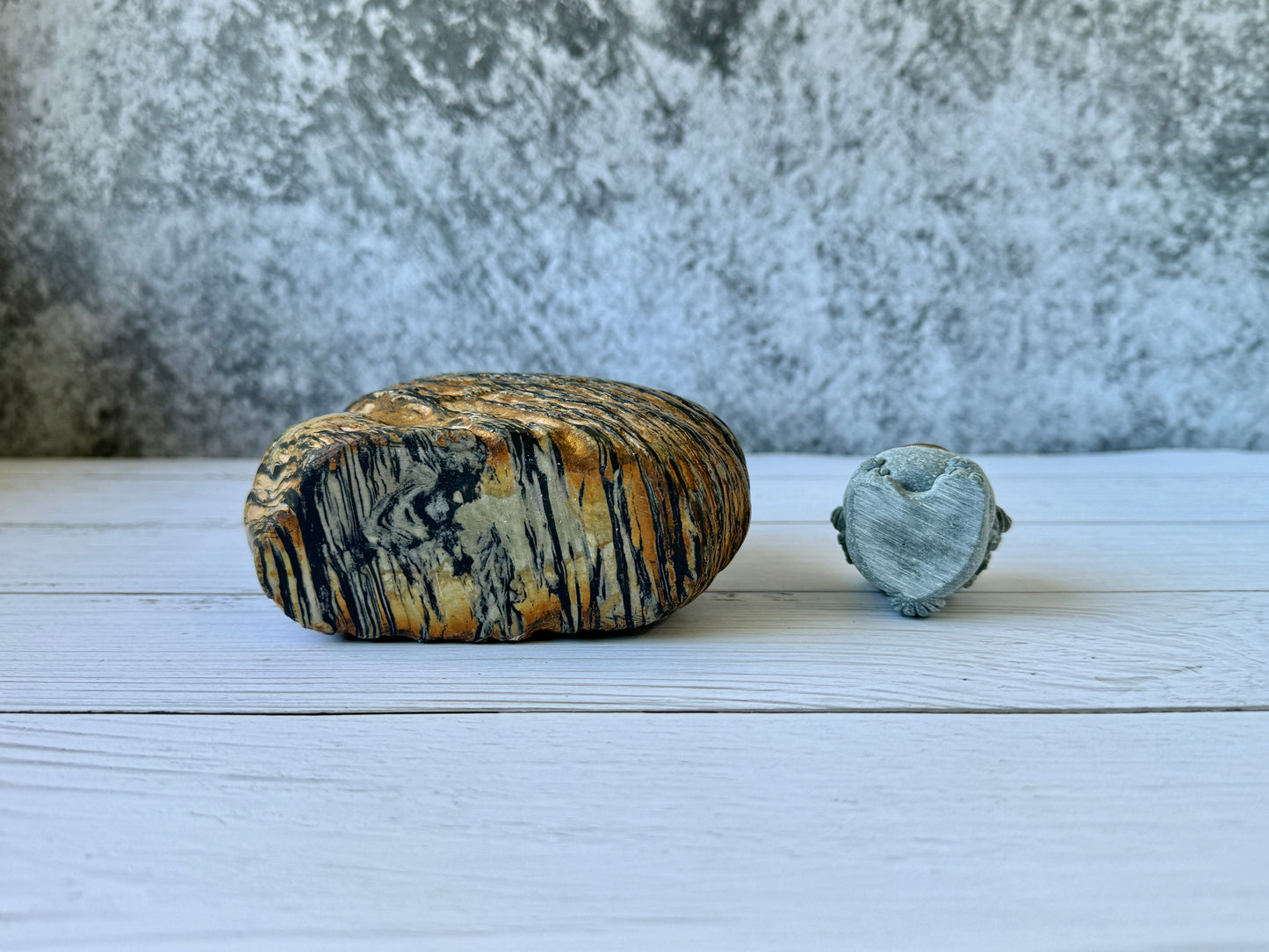 "Crouching Tiger" - Handmade Natural Riverstone Vase