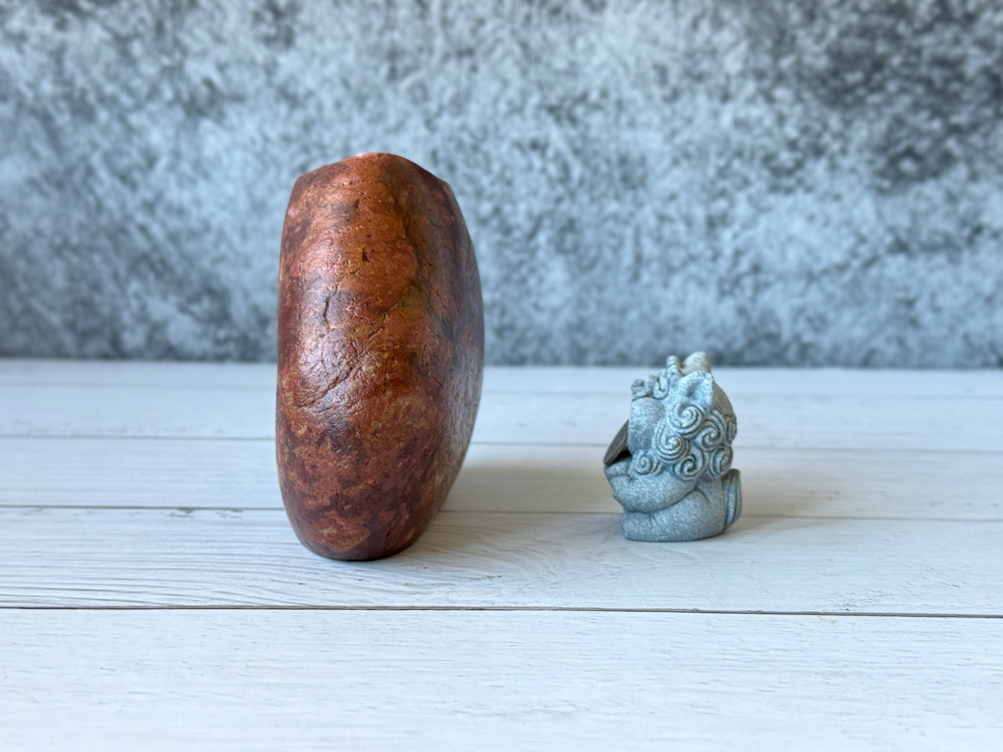 "Crimson Palette" - Handmade Natural Riverstone Vase | Bud vase | Rock art| Flower arrangement | Hydroponic plant